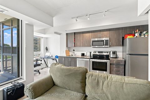 Photo 6 at 227 - 20 Meadowglen Place, Woburn, Toronto
