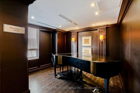 Photo 7 at 512 - 30 Old Mill Road, Kingsway South, Toronto