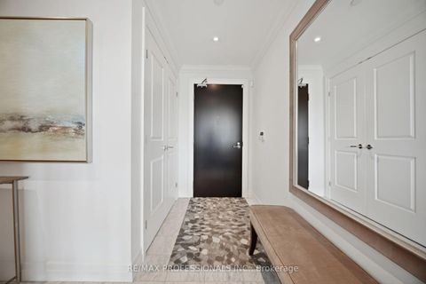 Photo 12 at 512 - 30 Old Mill Road, Kingsway South, Toronto