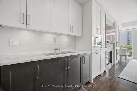 Photo 17 at 512 - 30 Old Mill Road, Kingsway South, Toronto