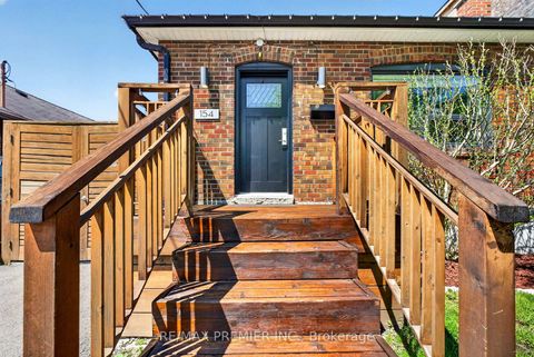 Photo 3 at 154 Fifth Street, New Toronto, Toronto