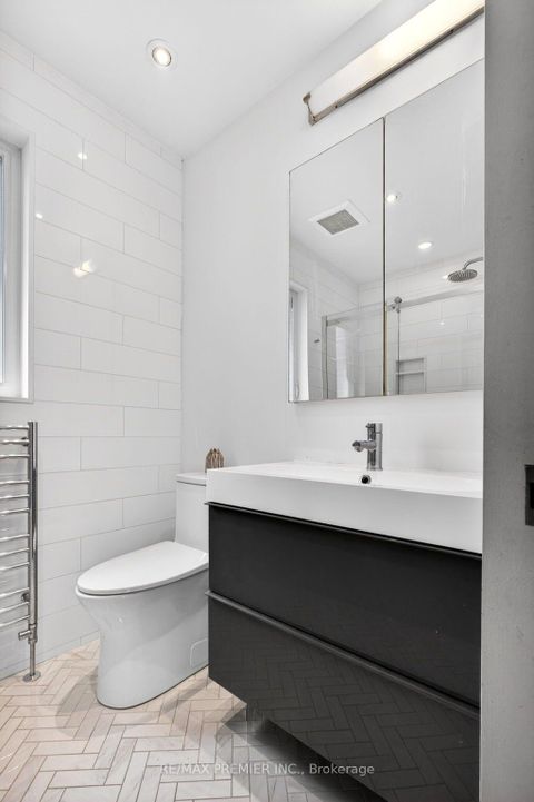 Photo 18 at 154 Fifth Street, New Toronto, Toronto