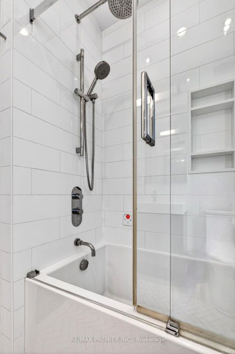 Photo 19 at 154 Fifth Street, New Toronto, Toronto