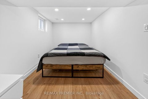 Photo 30 at 154 Fifth Street, New Toronto, Toronto