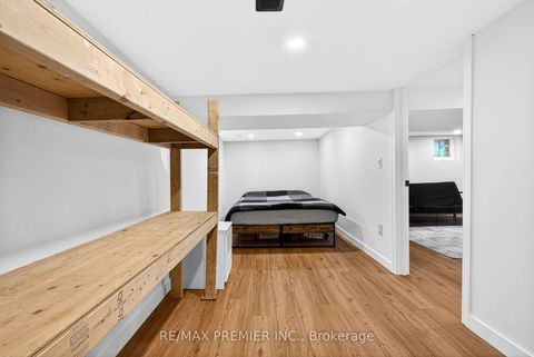 Photo 31 at 154 Fifth Street, New Toronto, Toronto