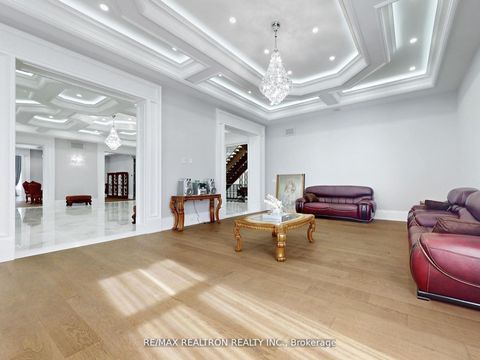 Photo 14 at 14358 Bathurst Street, Rural King, King