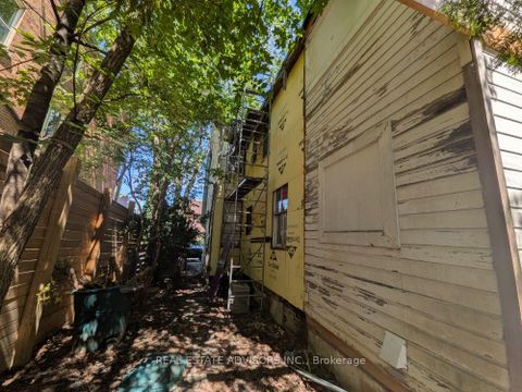 Photo 7 at 29 Thelma Avenue, Forest Hill South, Toronto