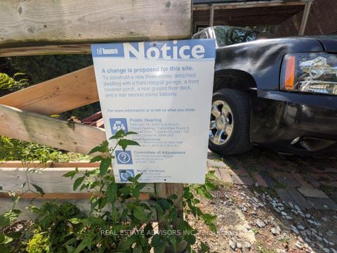 Photo 8 at 29 Thelma Avenue, Forest Hill South, Toronto