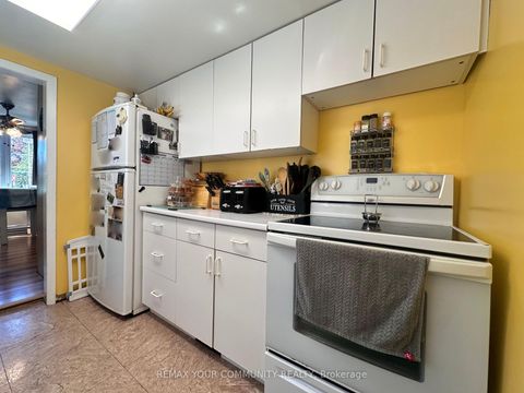 Photo 8 at 1002 Lake Drive E, Sutton & Jackson's Point, Georgina