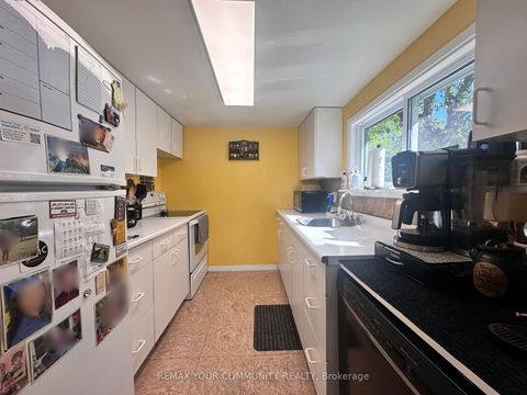 Photo 9 at 1002 Lake Drive E, Sutton & Jackson's Point, Georgina