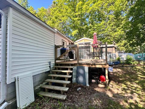 Photo 16 at 1002 Lake Drive E, Sutton & Jackson's Point, Georgina