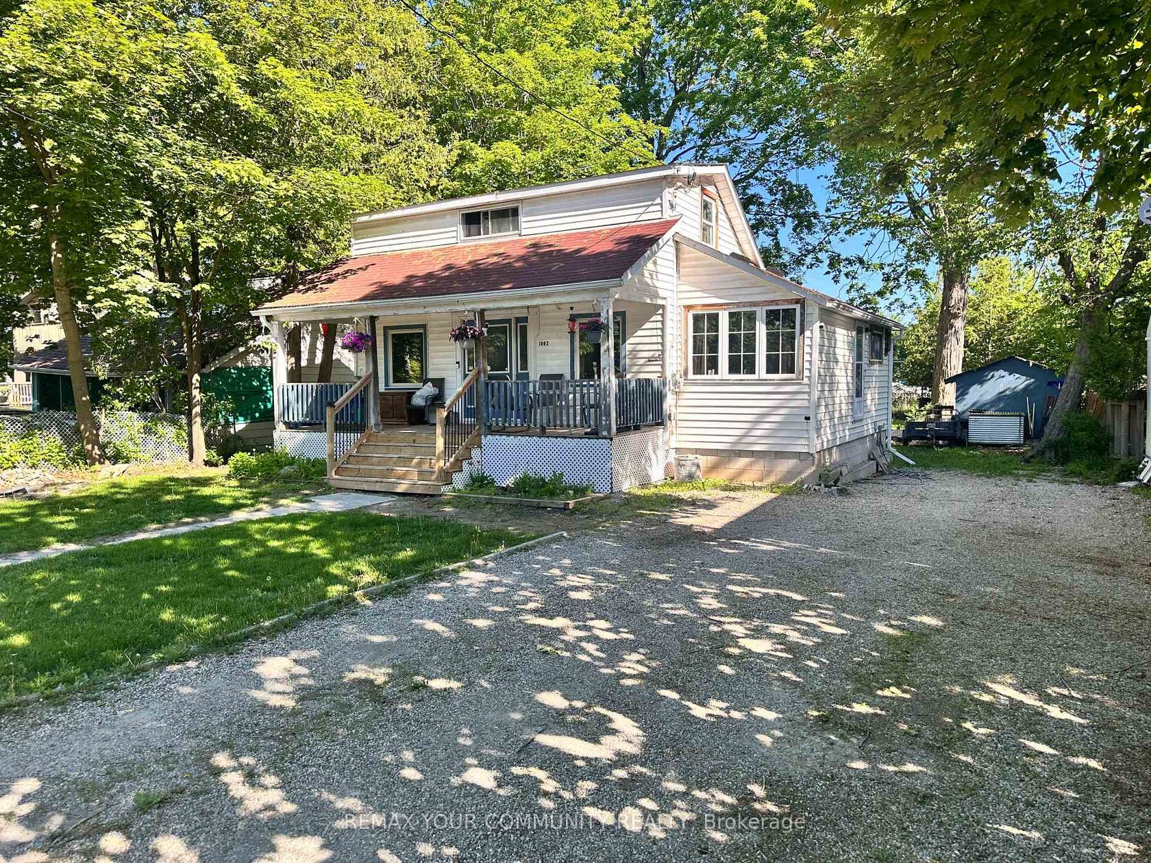 1002 Lake Drive E, Sutton & Jackson