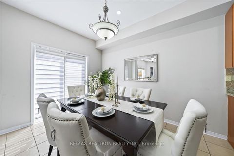 Photo 16 at 37 Lebovic Drive, Oak Ridges Lake Wilcox, Richmond Hill
