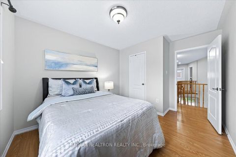 Photo 32 at 37 Lebovic Drive, Oak Ridges Lake Wilcox, Richmond Hill
