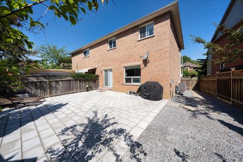 Photo 47 at 37 Lebovic Drive, Oak Ridges Lake Wilcox, Richmond Hill