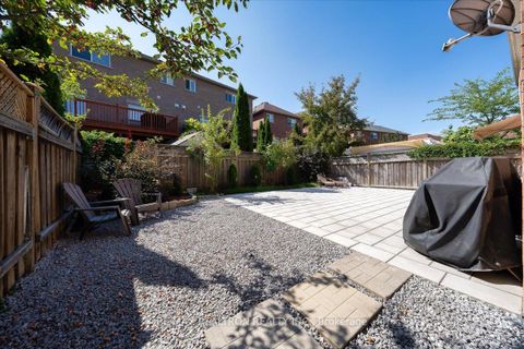 Photo 48 at 37 Lebovic Drive, Oak Ridges Lake Wilcox, Richmond Hill