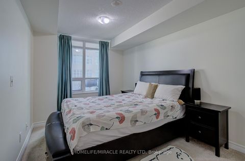 Photo 13 at 705 - 212 Eglinton Avenue, Mount Pleasant East, Toronto