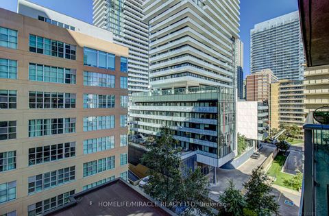 Photo 22 at 705 - 212 Eglinton Avenue, Mount Pleasant East, Toronto