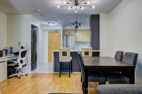 Photo 25 at 705 - 212 Eglinton Avenue, Mount Pleasant East, Toronto