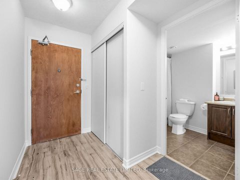 Photo 3 at 507 - 60 Fairfax Crescent, Birchmount, Toronto