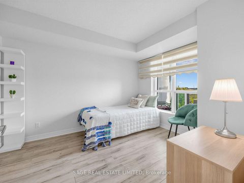 Photo 18 at 507 - 60 Fairfax Crescent, Birchmount, Toronto