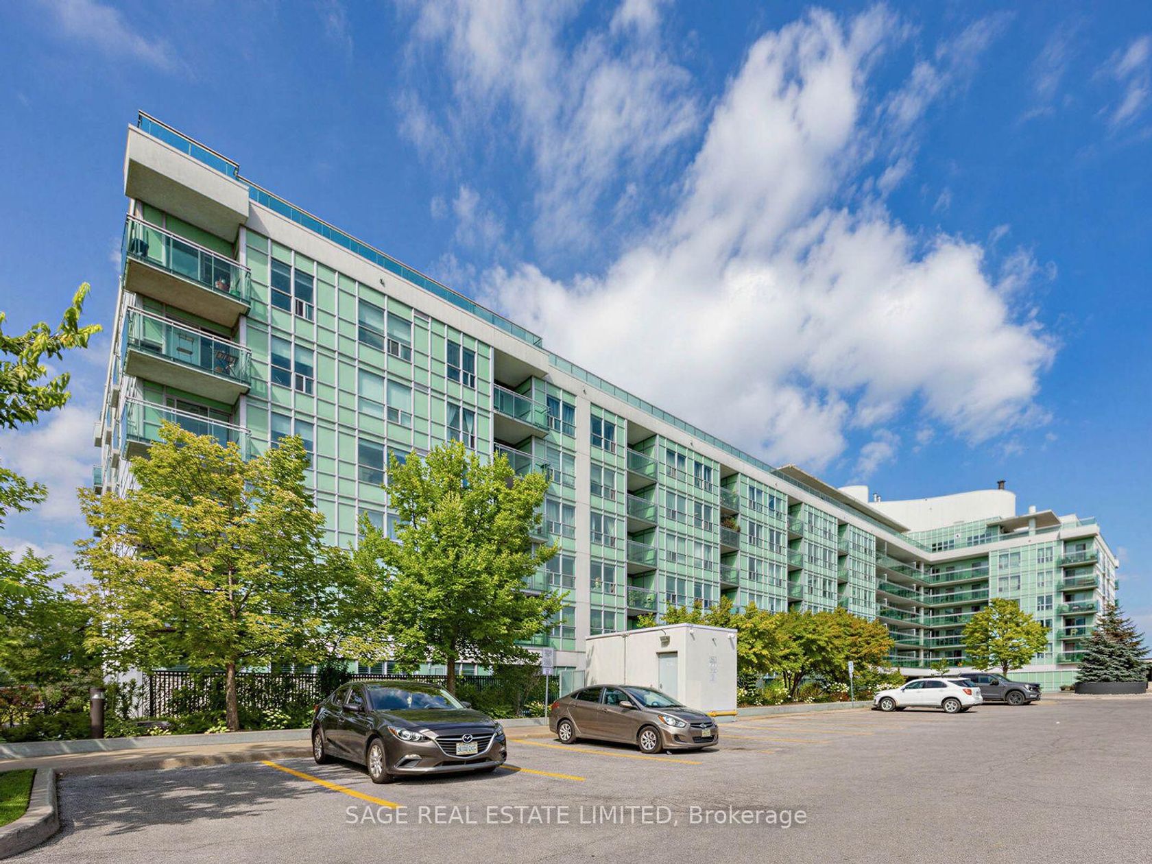507 - 60 Fairfax Crescent, Birchmount, Toronto 
