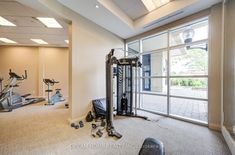 Photo 7 at 322 - 2396 Major Mackenzie Drive, Maple, Vaughan