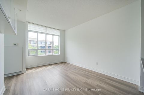 Photo 31 at 322 - 2396 Major Mackenzie Drive, Maple, Vaughan