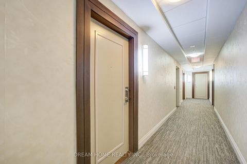 Photo 37 at 322 - 2396 Major Mackenzie Drive, Maple, Vaughan