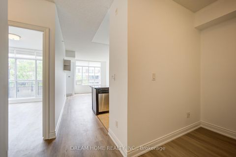 Photo 39 at 322 - 2396 Major Mackenzie Drive, Maple, Vaughan