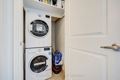 Photo 44 at 322 - 2396 Major Mackenzie Drive, Maple, Vaughan