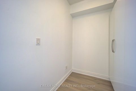 Photo 46 at 322 - 2396 Major Mackenzie Drive, Maple, Vaughan