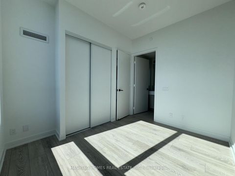 Photo 4 at 5208 - 108 Peter Street, Waterfront Communities C1, Toronto
