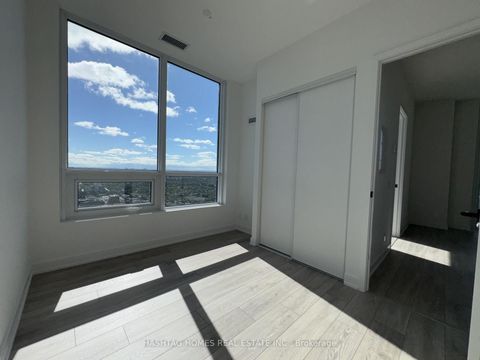 Photo 5 at 5208 - 108 Peter Street, Waterfront Communities C1, Toronto