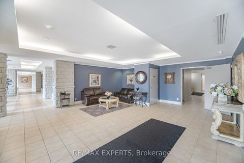 Photo 4 at 304 - 2504 Rutherford Road, Maple, Vaughan