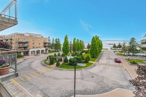 Photo 7 at 304 - 2504 Rutherford Road, Maple, Vaughan