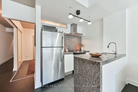 Photo 10 at 215 - 75 Portland Street, Waterfront Communities C1, Toronto