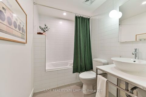 Photo 15 at 215 - 75 Portland Street, Waterfront Communities C1, Toronto