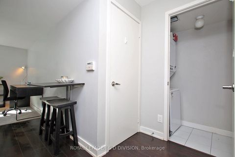 Photo 11 at 304 - 320 Richmond Street E, Moss Park, Toronto