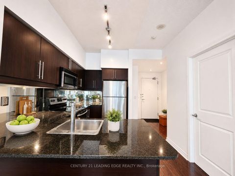 Photo 4 at 404 - 2885 Bayview Avenue, Bayview Village, Toronto