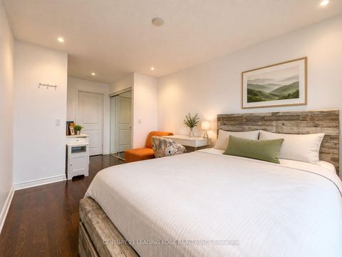 Photo 8 at 404 - 2885 Bayview Avenue, Bayview Village, Toronto