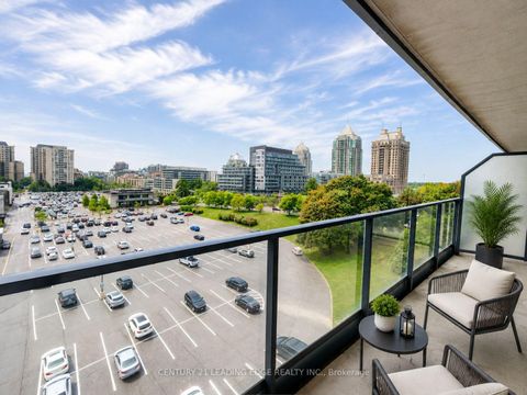 Photo 10 at 404 - 2885 Bayview Avenue, Bayview Village, Toronto