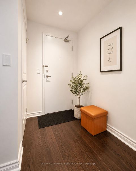 Photo 12 at 404 - 2885 Bayview Avenue, Bayview Village, Toronto