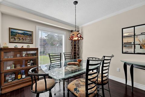 Photo 5 at 12 Grasett Crescent, West Bayfield, Barrie