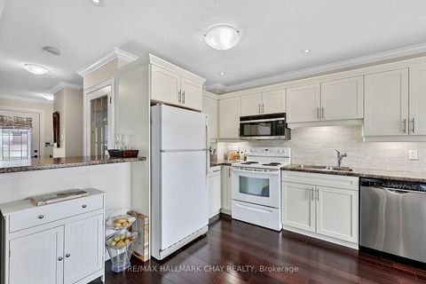 Photo 6 at 12 Grasett Crescent, West Bayfield, Barrie