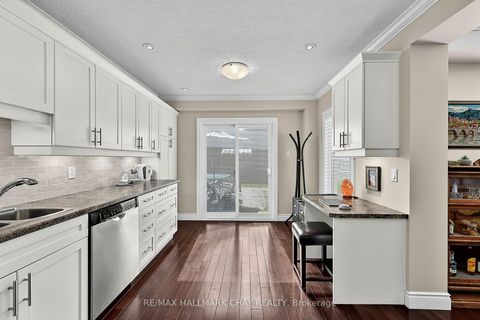 Photo 8 at 12 Grasett Crescent, West Bayfield, Barrie
