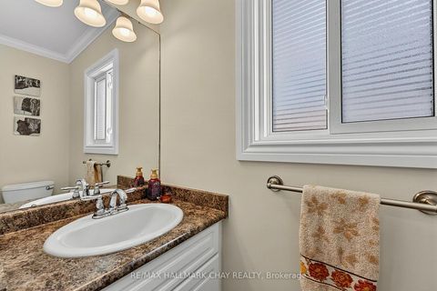 Photo 11 at 12 Grasett Crescent, West Bayfield, Barrie