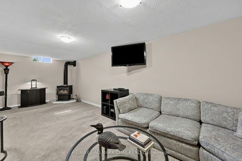 Photo 20 at 12 Grasett Crescent, West Bayfield, Barrie