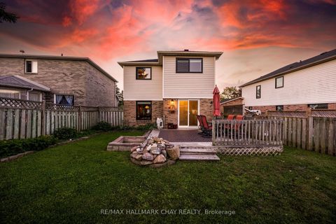 Photo 23 at 12 Grasett Crescent, West Bayfield, Barrie