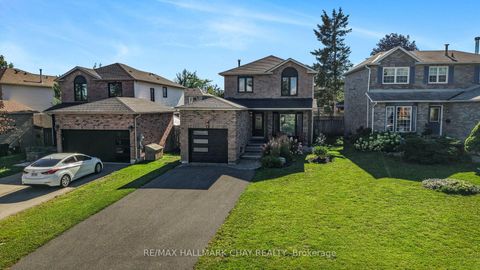 Photo 24 at 12 Grasett Crescent, West Bayfield, Barrie